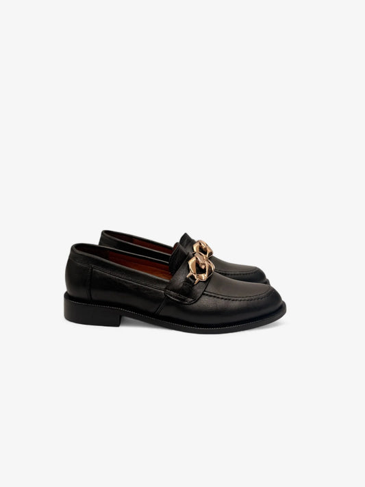 Loafers Negros con Hebilla
