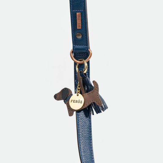 Charm salchicha con cuero navy